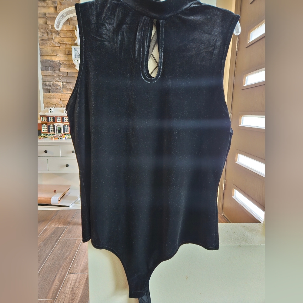 Beautiful Velour Material Black BodySuit Size Large